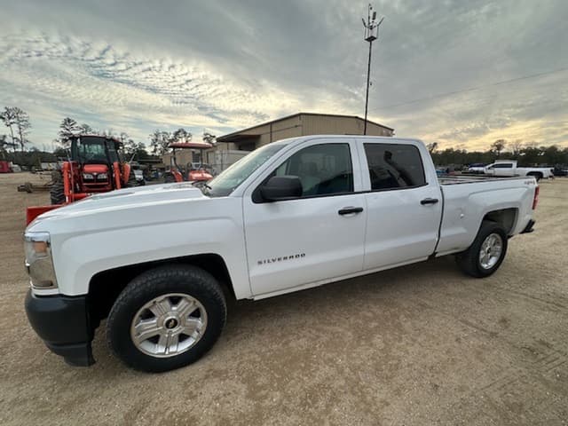 Image of Chevrolet 1500 equipment image 4