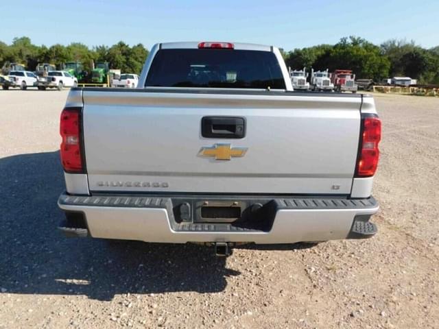 Image of Chevrolet Silverado equipment image 2