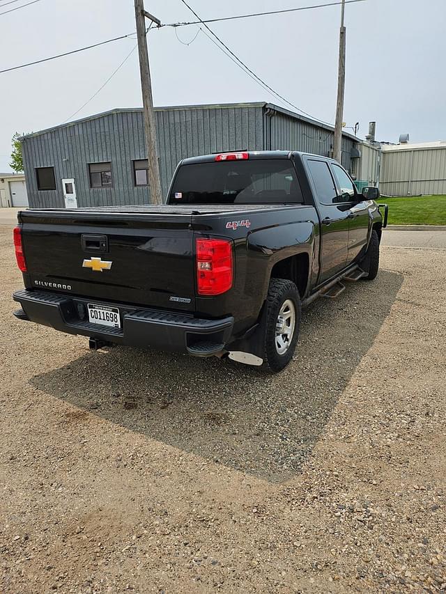 Image of Chevrolet 1500 equipment image 2