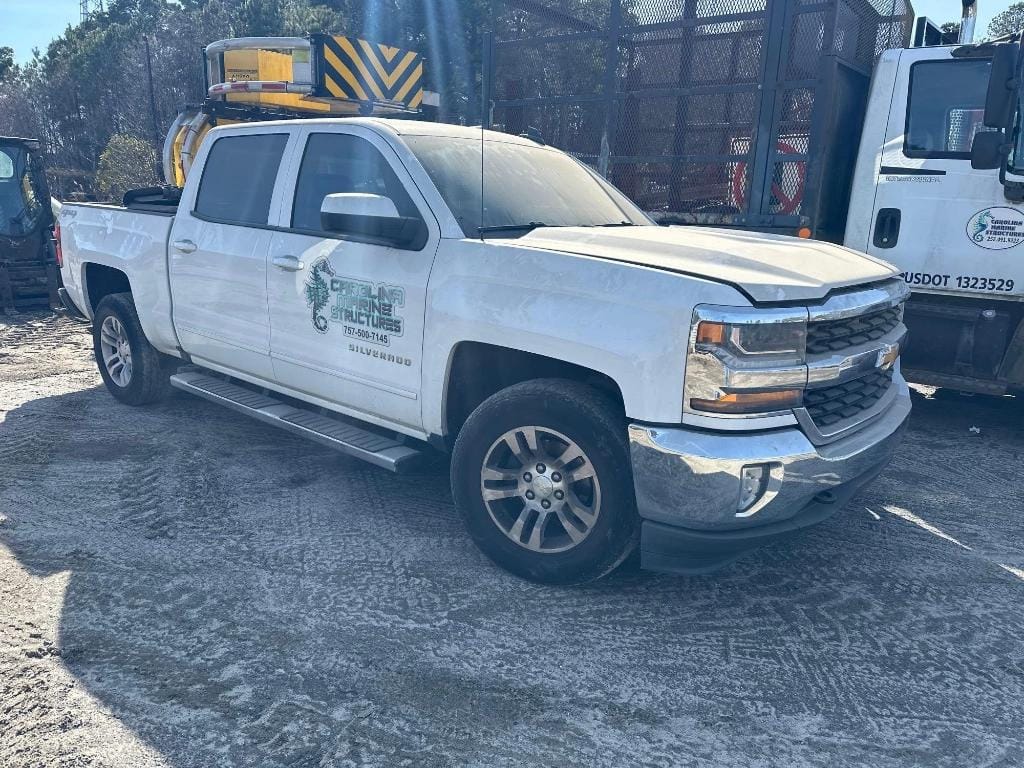 2016 Chevrolet 1500 Equipment Image0