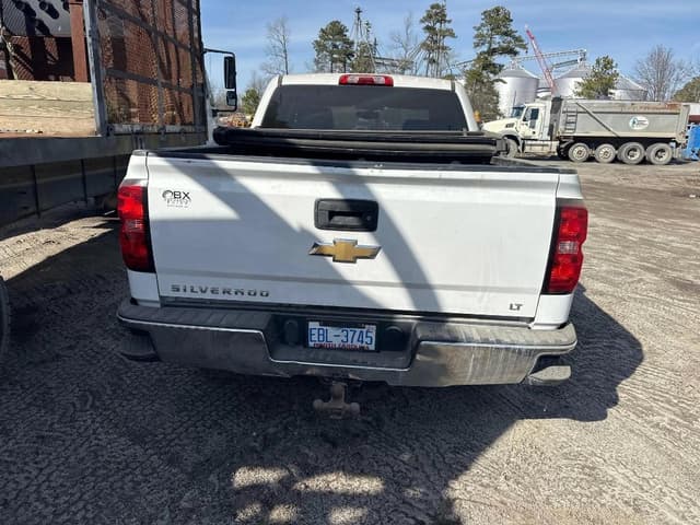 Image of Chevrolet 1500 equipment image 4