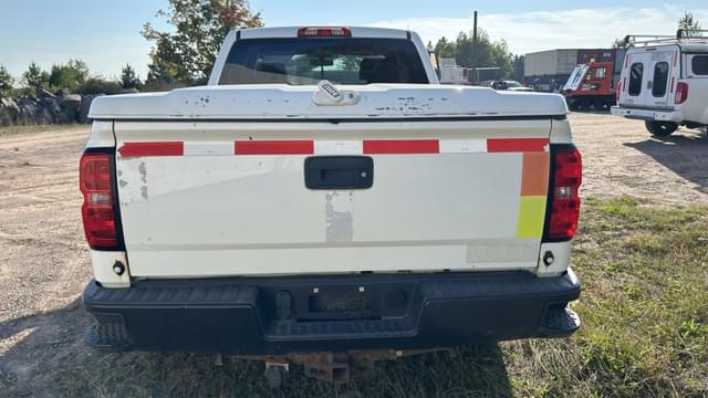 Image of Chevrolet 1500 equipment image 3