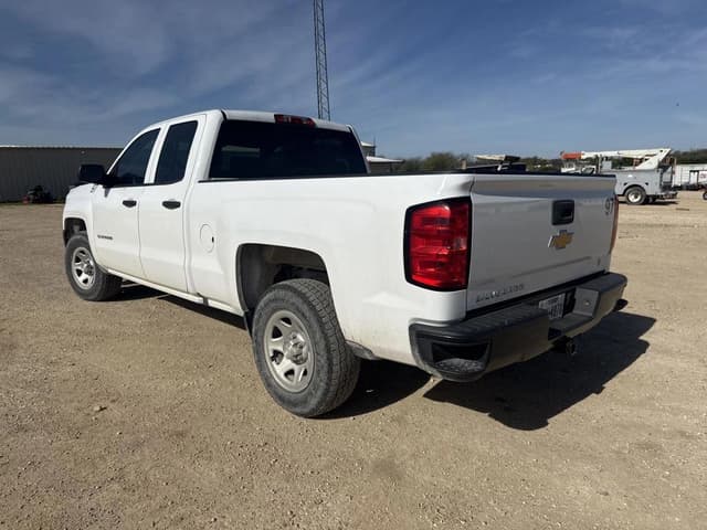 Image of Chevrolet 1500 equipment image 2