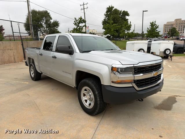 Image of Chevrolet 1500 equipment image 2