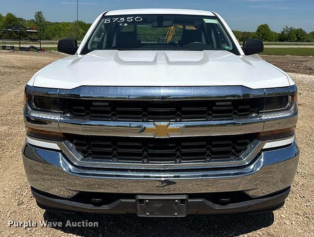 Image of Chevrolet 1500 equipment image 1