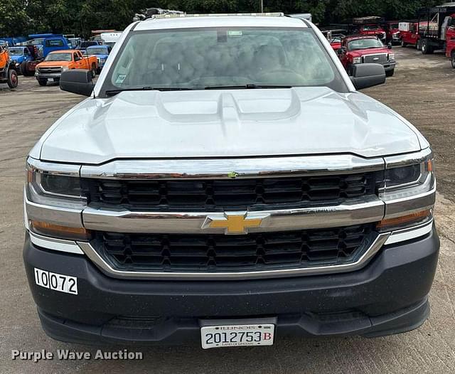 Image of Chevrolet 1500 equipment image 1