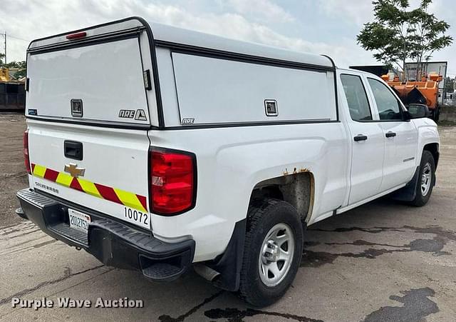 Image of Chevrolet 1500 equipment image 4