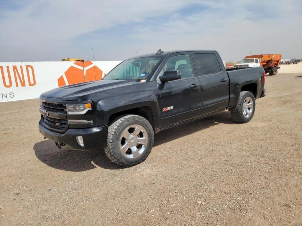 2016 Chevrolet 1500 Equipment Image0
