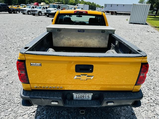 Image of Chevrolet Silverado equipment image 2