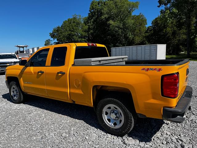 Image of Chevrolet Silverado equipment image 1