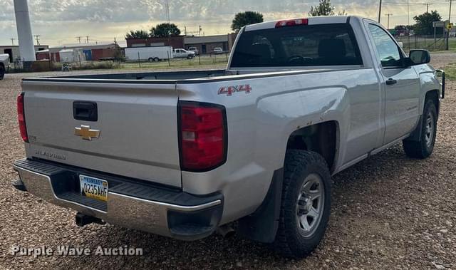 Image of Chevrolet 1500 equipment image 4
