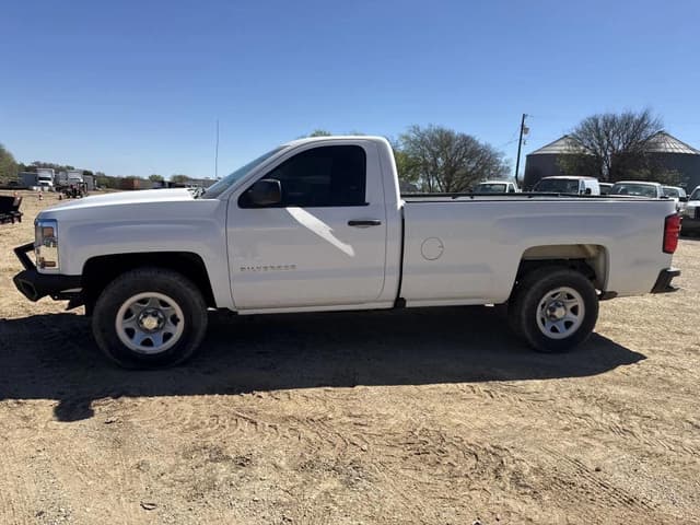 Image of Chevrolet 1500 equipment image 1