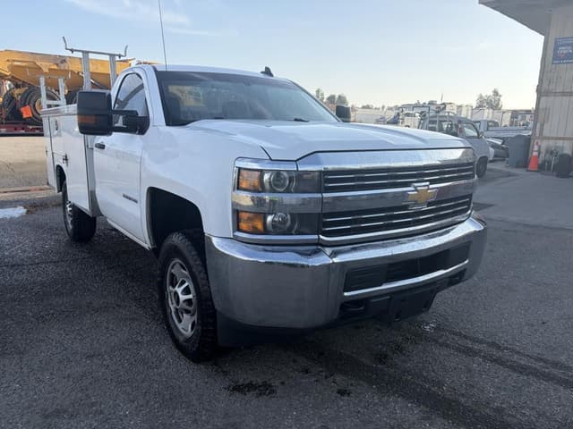 Image of Chevrolet 2500HD equipment image 1