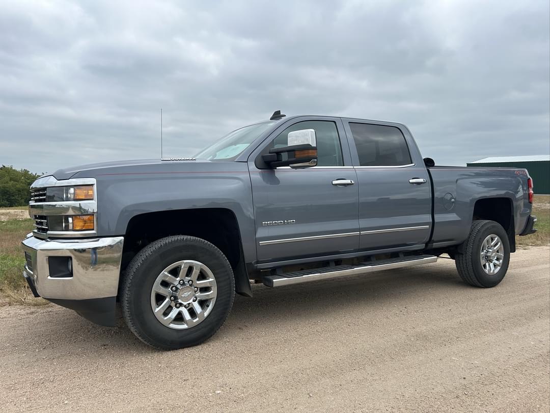 Image of Chevrolet 2500HD Primary image