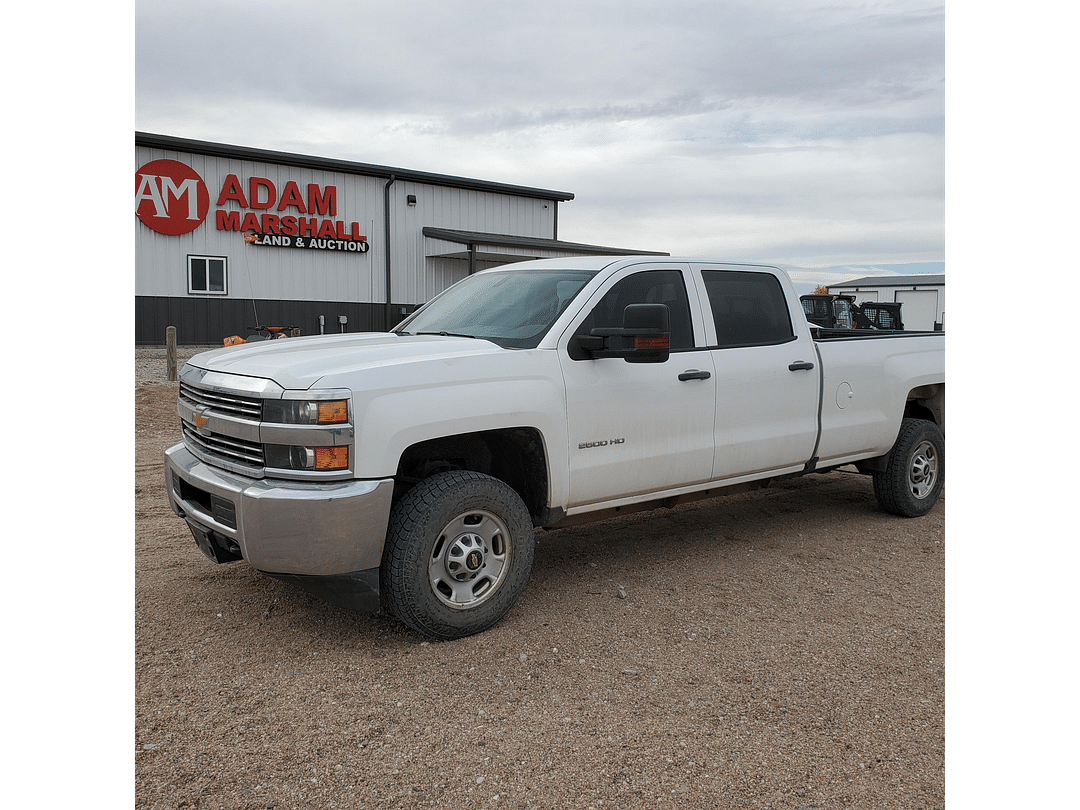 Image of Chevrolet Silverado Primary image