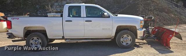 Image of Chevrolet 2500HD equipment image 3