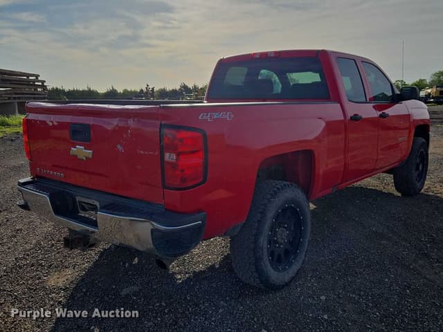 Image of Chevrolet 2500HD equipment image 4