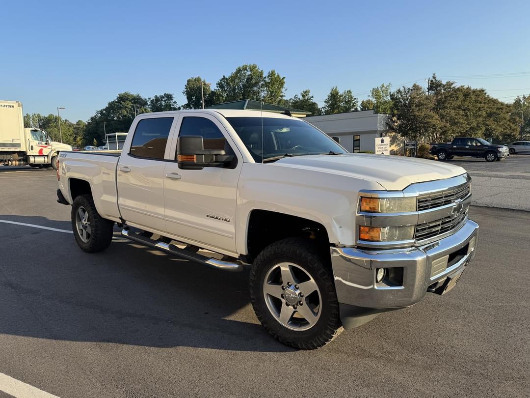 Image of Chevrolet 2500HD Primary image