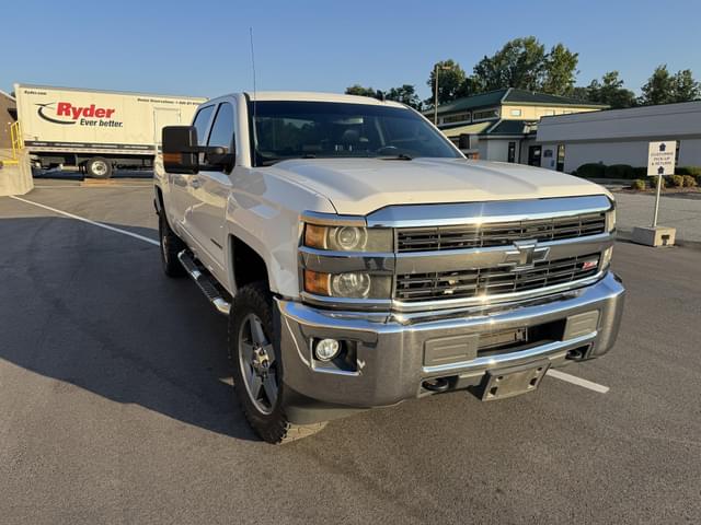Image of Chevrolet 2500HD equipment image 1