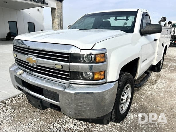 Image of Chevrolet 2500HD equipment image 4