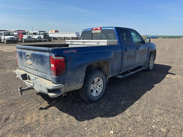 Image of Chevrolet 3500 equipment image 4