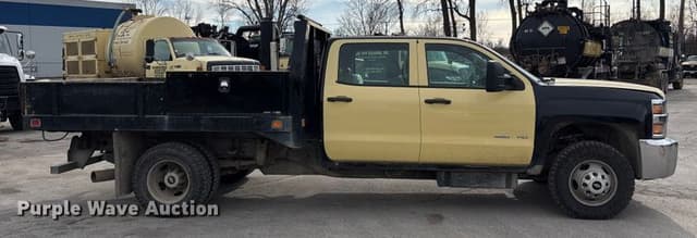 Image of Chevrolet 3500HD equipment image 3