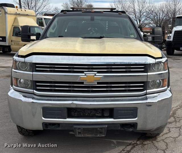 Image of Chevrolet 3500HD equipment image 1