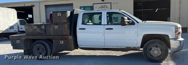 Image of Chevrolet 3500HD equipment image 3