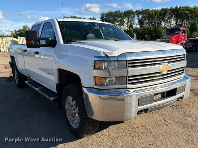 Image of Chevrolet 3500HD equipment image 2