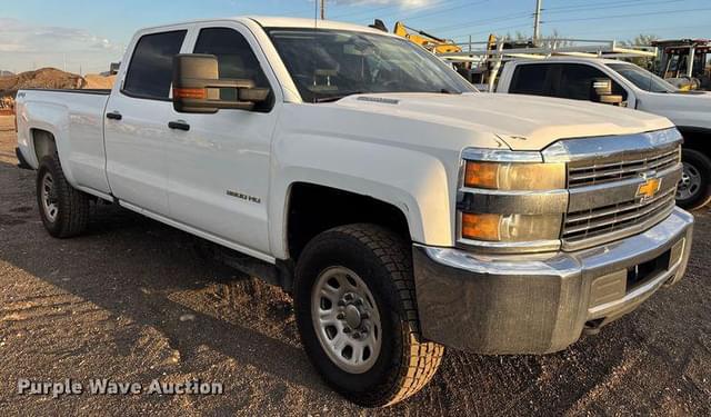 Image of Chevrolet 3500HD equipment image 2