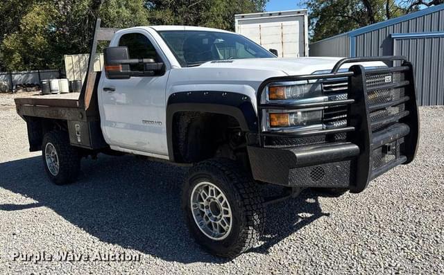 Image of Chevrolet 3500HD equipment image 2