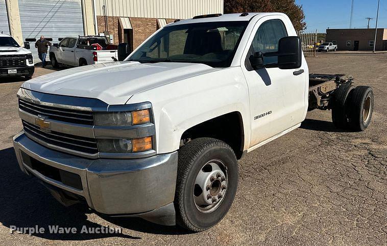 Image of Chevrolet 3500HD Primary image