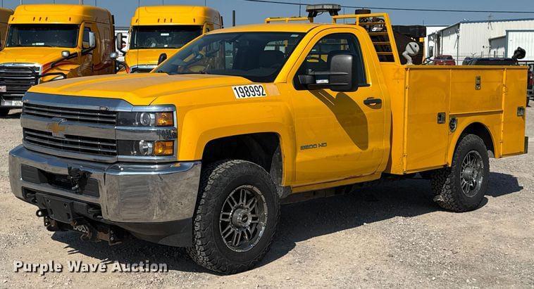 Image of Chevrolet 3500HD Primary image