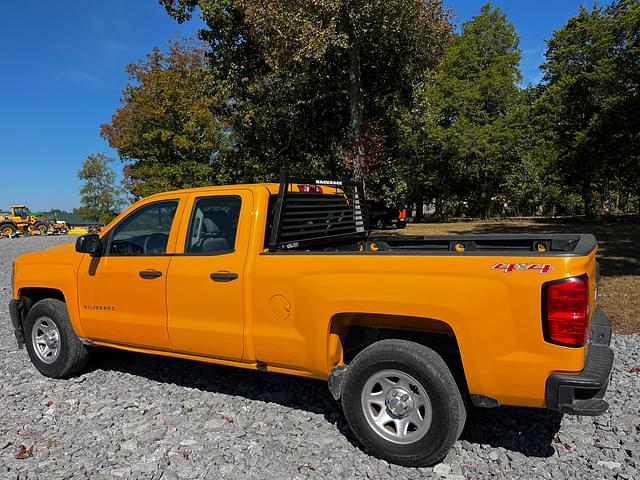 Image of Chevrolet Silverado equipment image 1