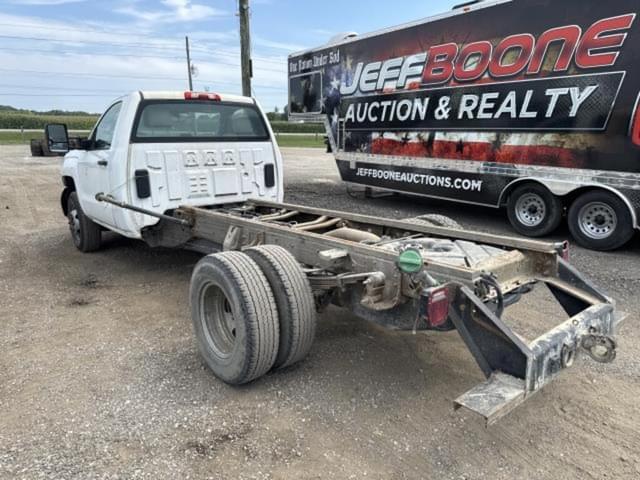 Image of Chevrolet C3500 equipment image 2