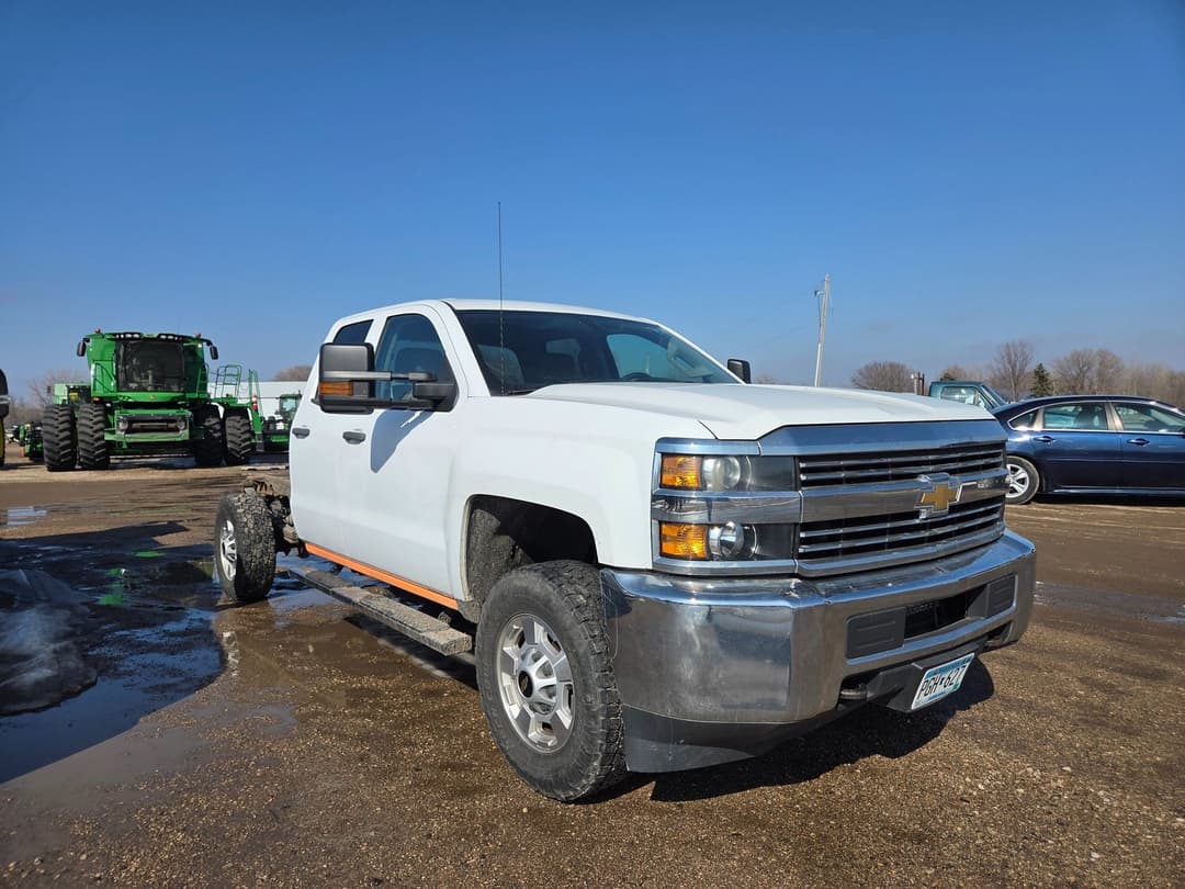 Image of Chevrolet Silverado Primary image