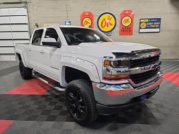 2016 Chevrolet Silverado Equipment Image0