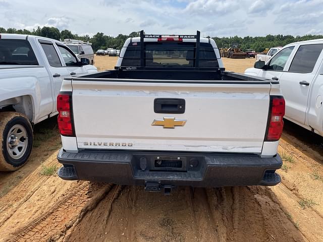 Image of Chevrolet Silverado equipment image 2