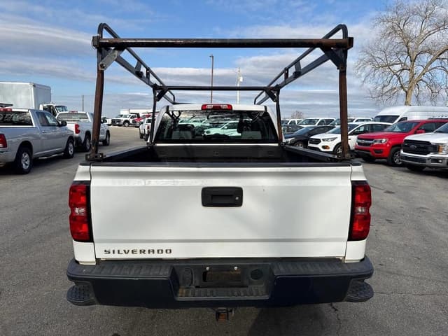 Image of Chevrolet Silverado equipment image 3