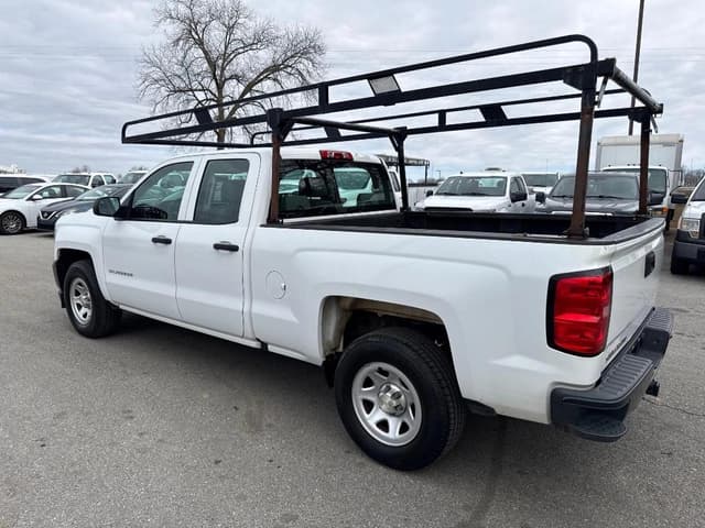 Image of Chevrolet Silverado equipment image 2