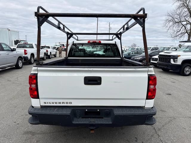 Image of Chevrolet Silverado equipment image 3