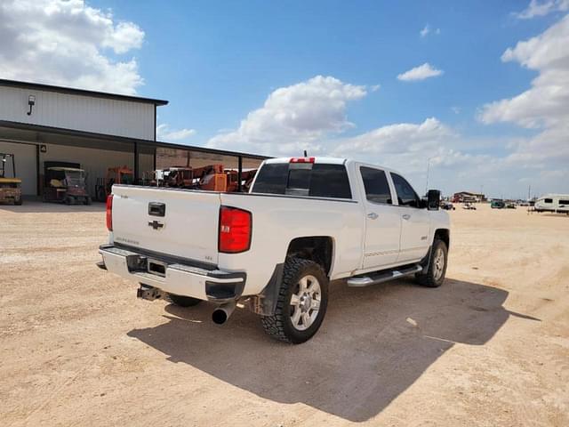 Image of Chevrolet Z71 equipment image 4