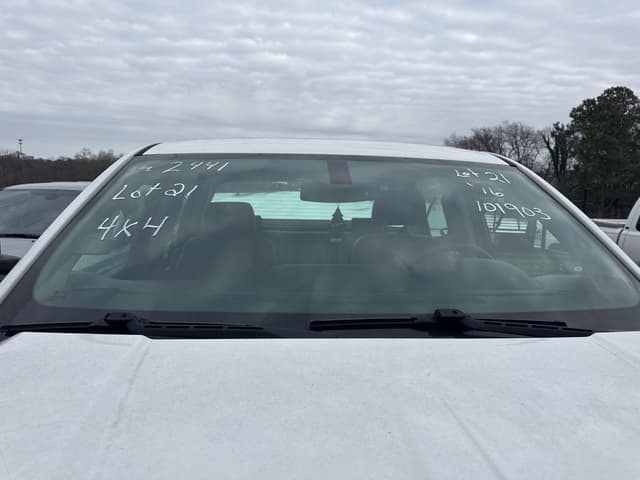 Image of Chevrolet 1500 equipment image 1