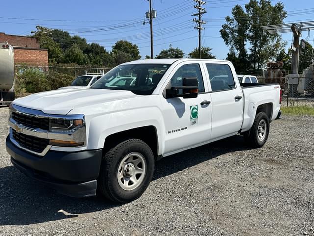 Image of Chevrolet 1500 equipment image 3