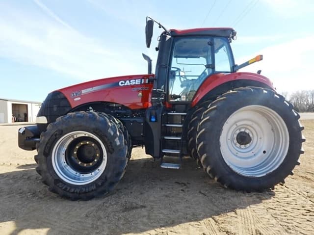 Image of Case IH Magnum 310 equipment image 4