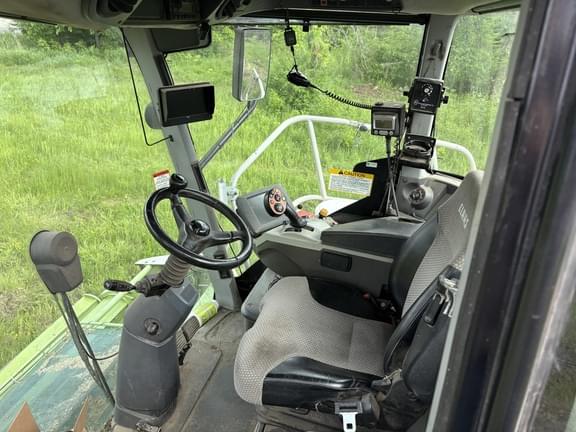 Image of CLAAS Jaguar 980 equipment image 4