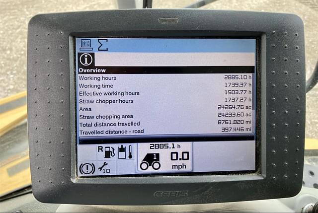 Image of CLAAS LEXION 740 equipment image 1