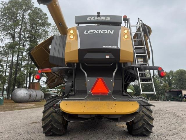 Image of CLAAS LEXION 740TT equipment image 3