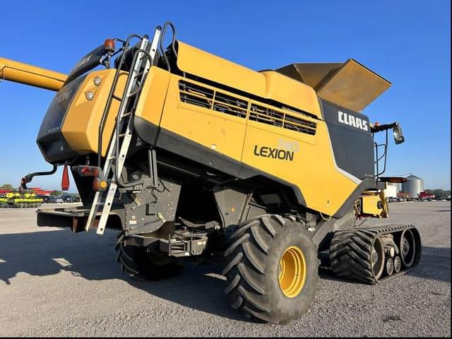 Image of CLAAS LEXION 740TT equipment image 3