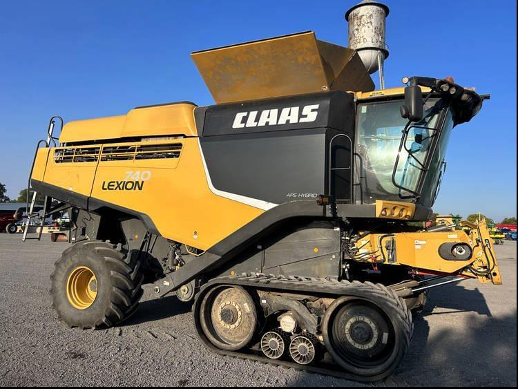 Image of CLAAS LEXION 740TT Primary image